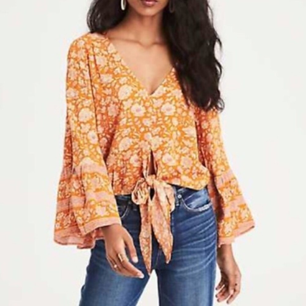 American Eagle Floral Bell Sleeve Cropped Tie Front Blouse, Size S